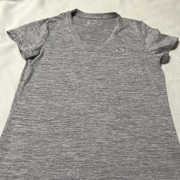 Under Armour heatgear shirt - Picture 4 of 4